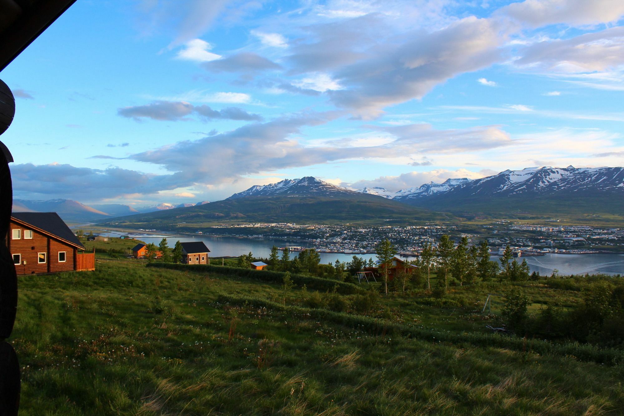 Akureyri Log Cottage エクステリア 写真