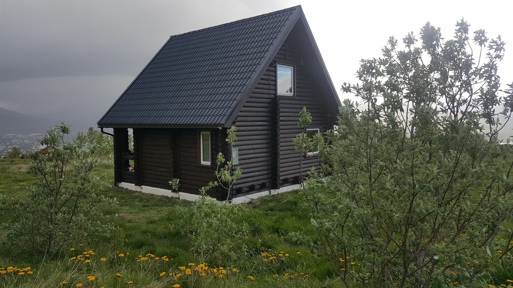 Akureyri Log Cottage エクステリア 写真